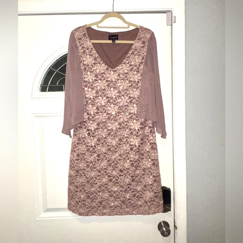 Elegant Lace Connected Apparel Dress - size 12